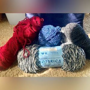 Mixed Bundle of Yarn Multicolored